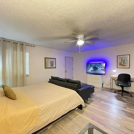 Comfy Studio In South Downtown Apartment San Antonio Exterior photo